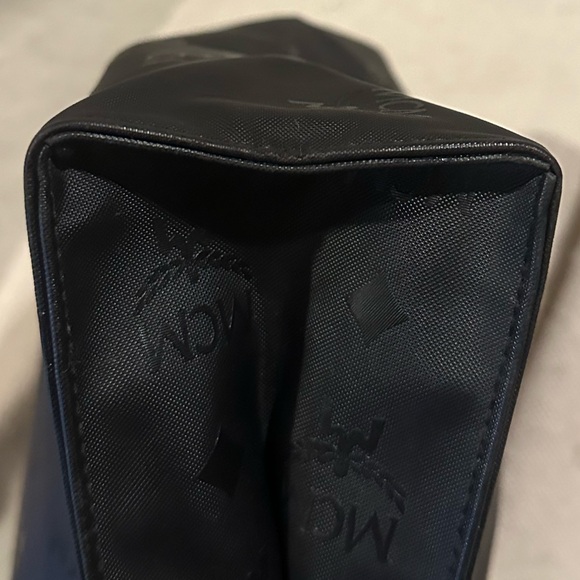 MCM Clutch - Picture 7 of 11